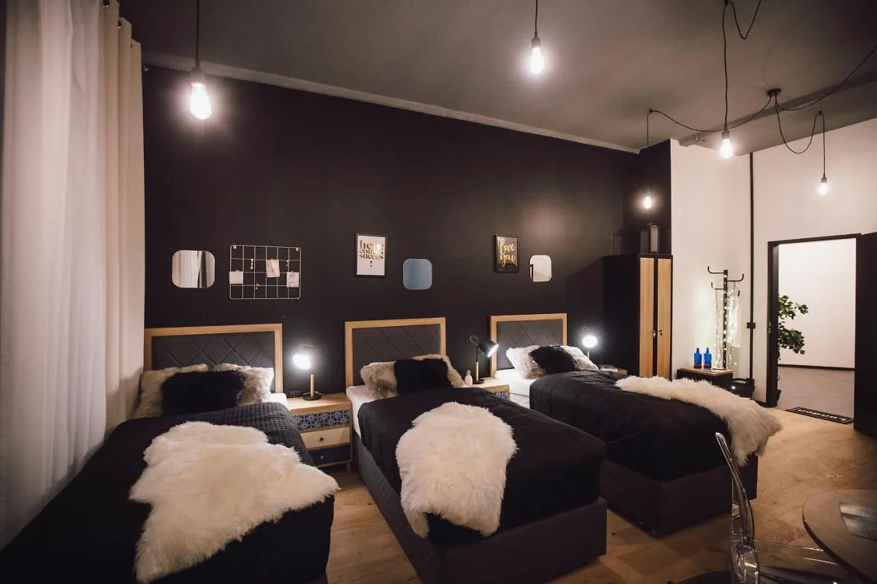 P182 Hidden Hostel Берлин